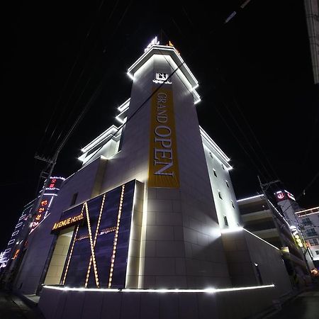 Avenue Hotel Jeonju Exterior foto